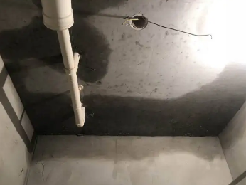 美兰卫生间漏水维修公司专业解析下美兰卫生间漏水维修的处理方法